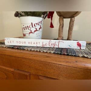 Christmas cardinal decor - Small shelf sitter sign